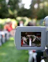 Wedding videographer cameraman style